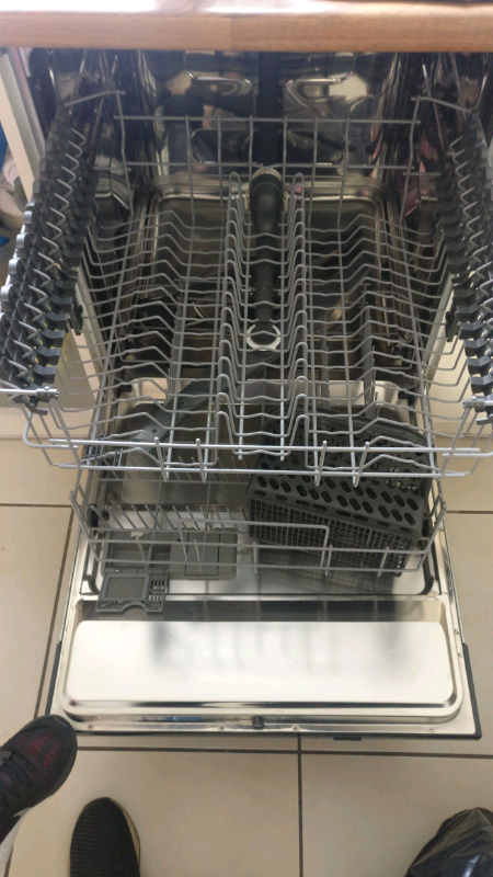 zanussi 60cm integrated dishwasher zdt21006fa